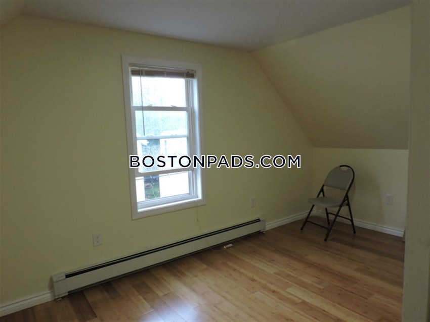 SOMERVILLE - UNION SQUARE - 4 Beds, 3 Baths - Image 11