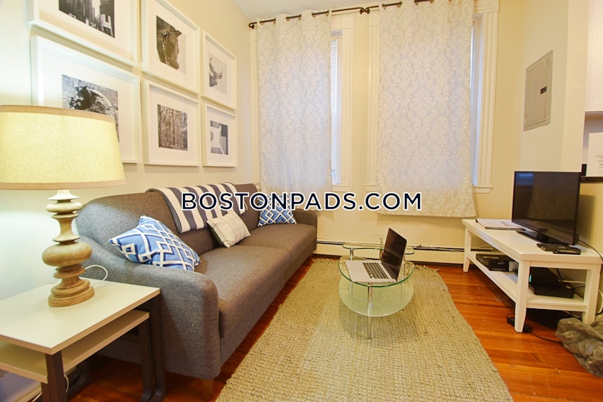 BOSTON - NORTH END - 2 Beds, 1 Bath - Image 4