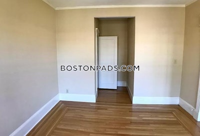 Brookline 4 Bed 2 Bath BROOKLINE- BOSTON UNIVERSITY $5,900  Longwood Area - $6,100 No Fee