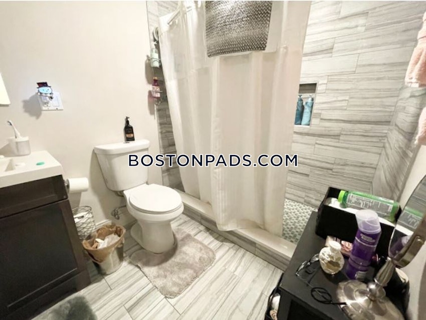BOSTON - DORCHESTER/SOUTH BOSTON BORDER - 4 Beds, 3 Baths - Image 12