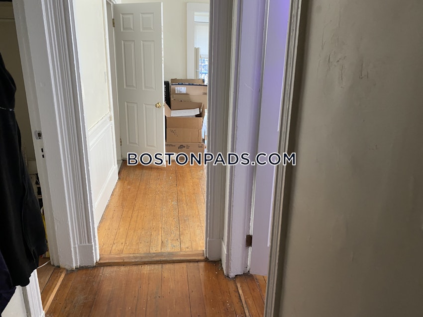 BOSTON - JAMAICA PLAIN - FOREST HILLS - 3 Beds, 1 Bath - Image 31