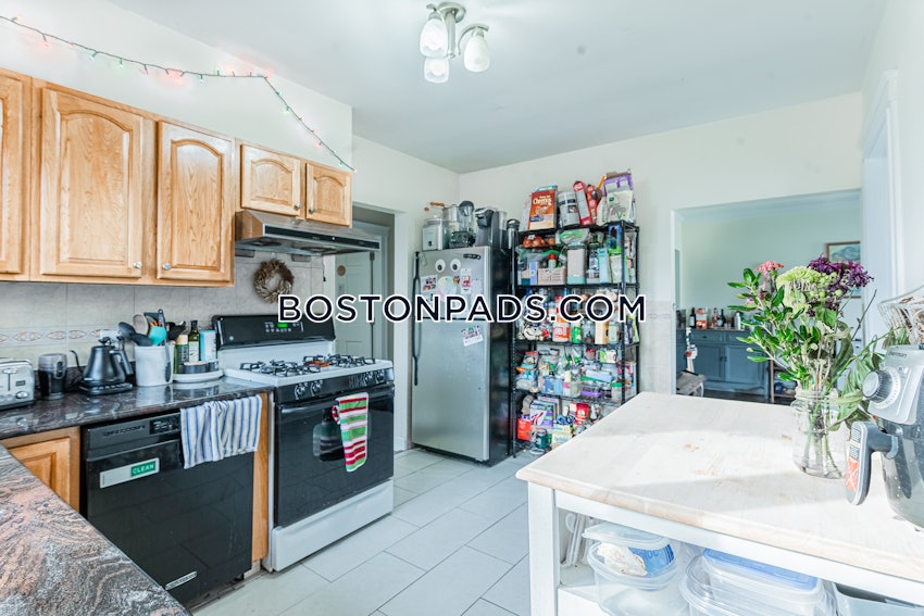 BOSTON - BRIGHTON - BRIGHTON CENTER - 4 Beds, 1.5 Baths - Image 1