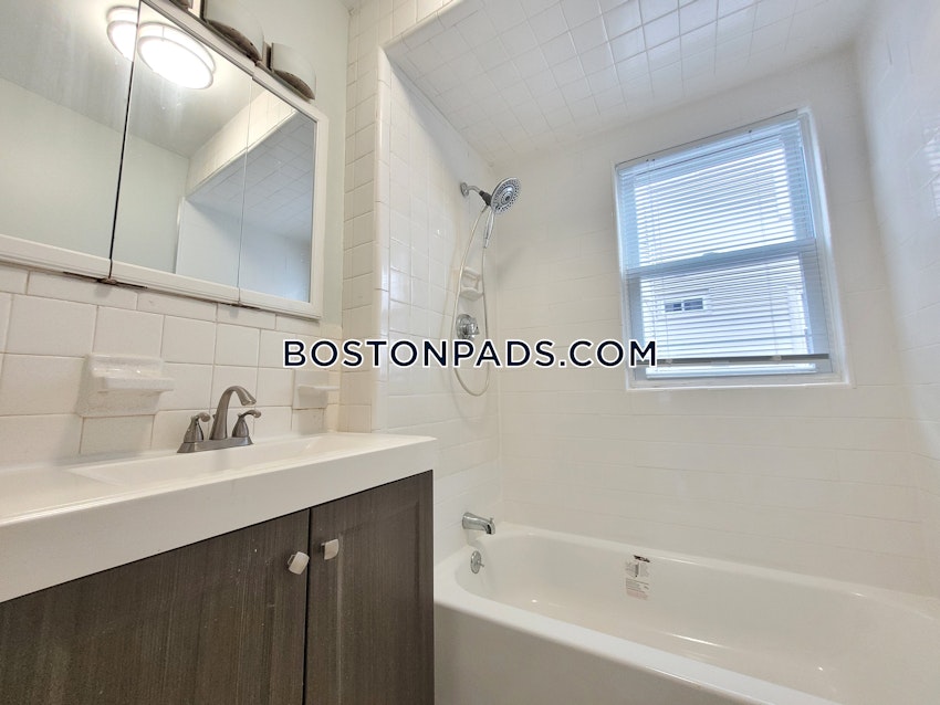 BOSTON - JAMAICA PLAIN - CENTER - 4 Beds, 1 Bath - Image 4