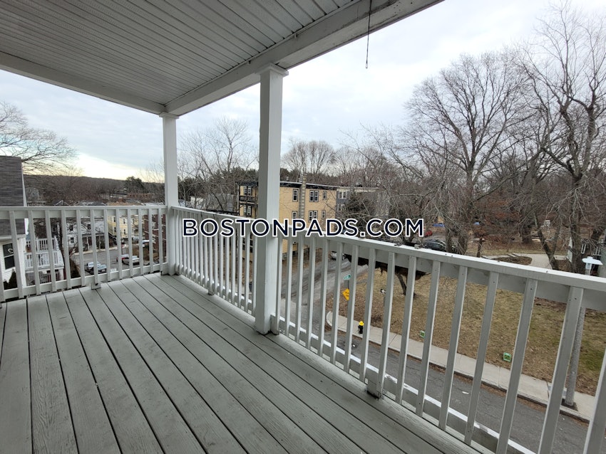 BOSTON - JAMAICA PLAIN - CENTER - 4 Beds, 1 Bath - Image 8