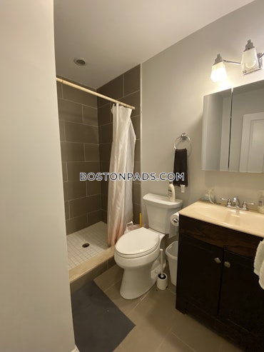 Boston - 4 Beds, 2 Baths