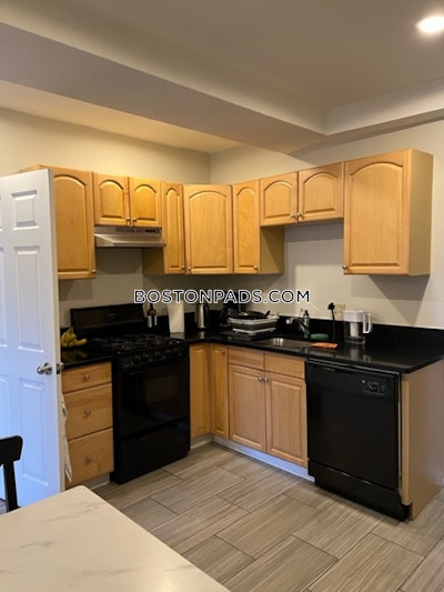 North End 3 Beds 1 Bath Boston - $5,500 No Fee