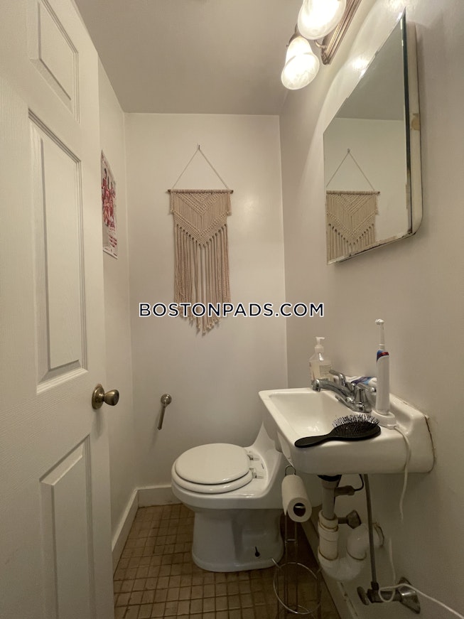 Brookline - $6,550+ /mo