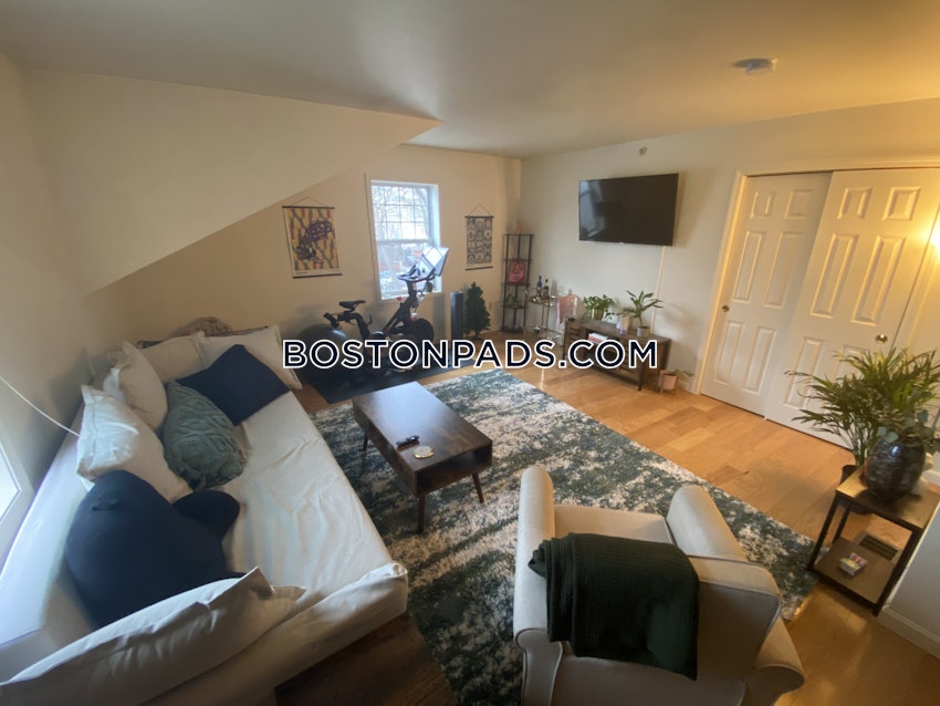 BOSTON - LOWER ALLSTON - 5 Beds, 2.5 Baths - Image 2