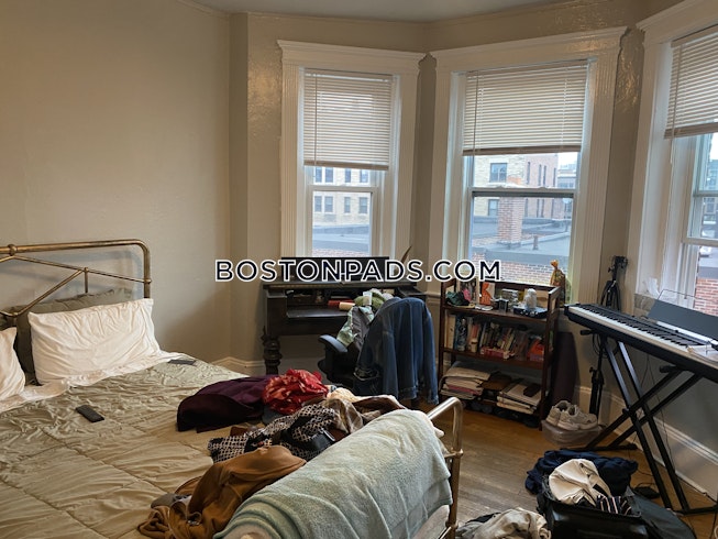 Boston - $4,100+ /mo