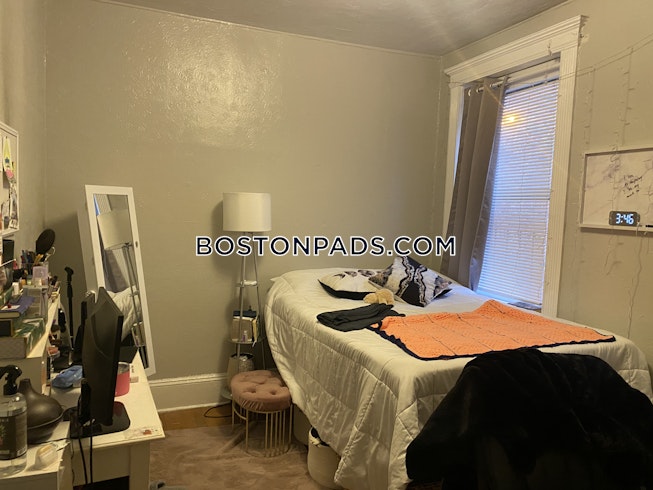 Boston - $4,100+ /mo
