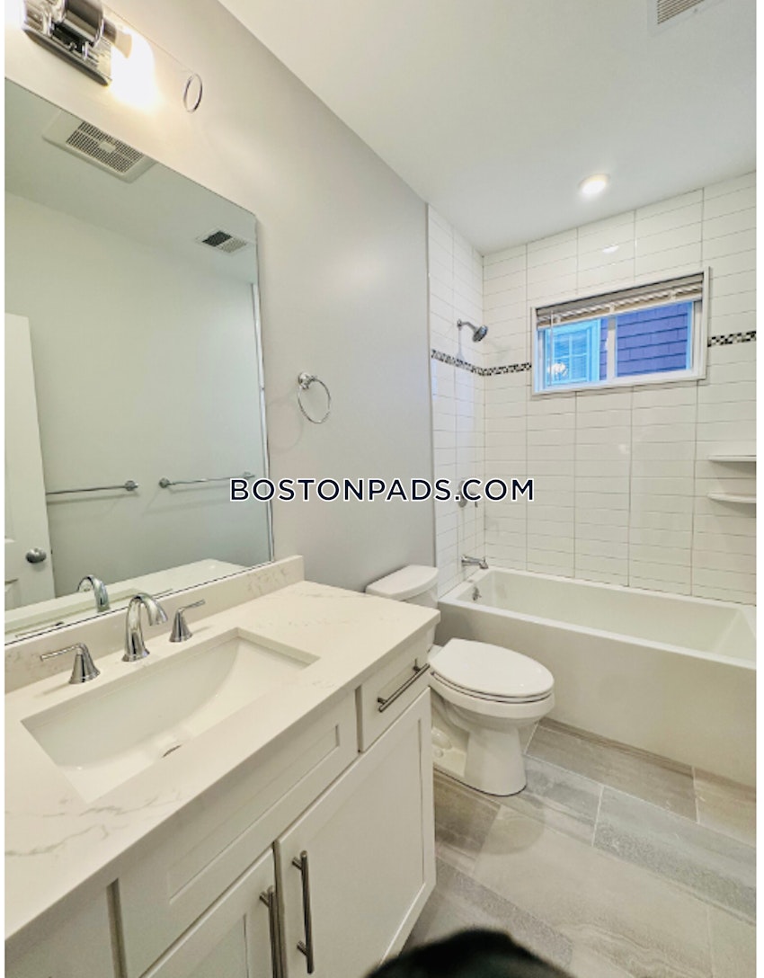 BOSTON - BRIGHTON - OAK SQUARE - 5 Beds, 4 Baths - Image 10