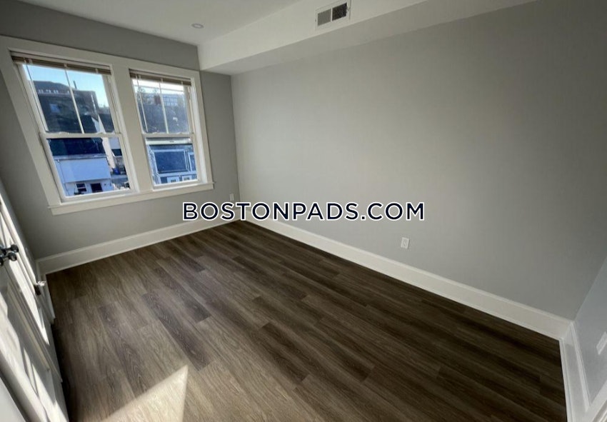 BOSTON - ALLSTON - 4 Beds, 3 Baths - Image 5