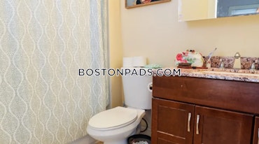 Boston - 4 Beds, 2 Baths