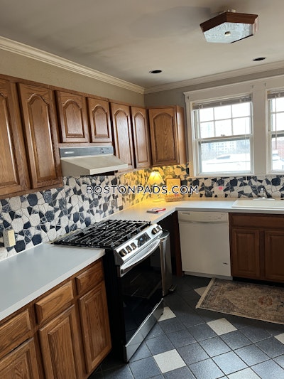 Brookline 3 Beds 1 Bath Brookline  Washington Square - $4,300 No Fee