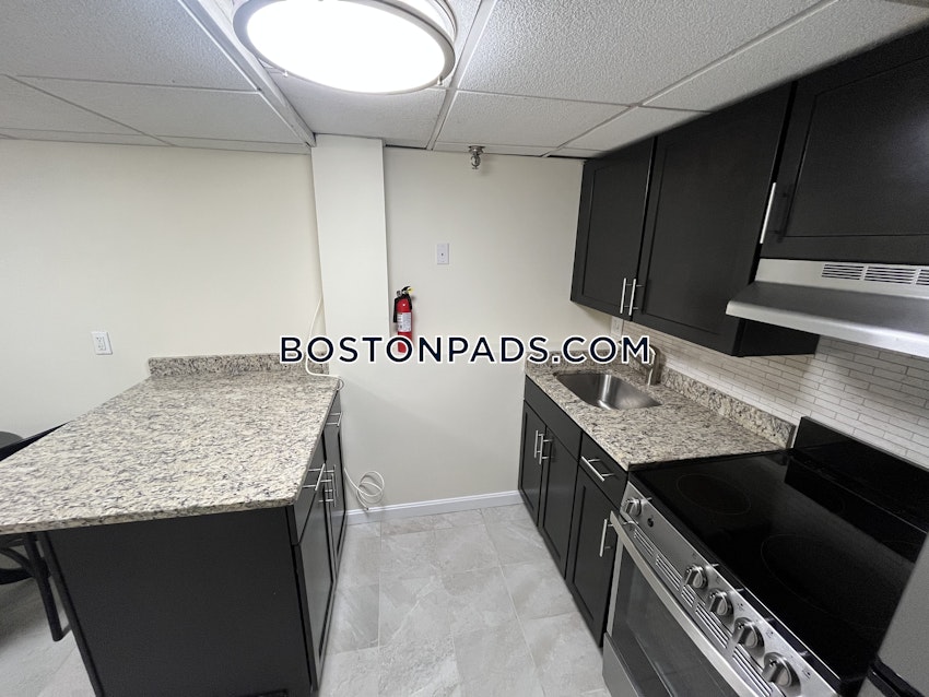 BOSTON - CHINATOWN - 1 Bed, 1 Bath - Image 2