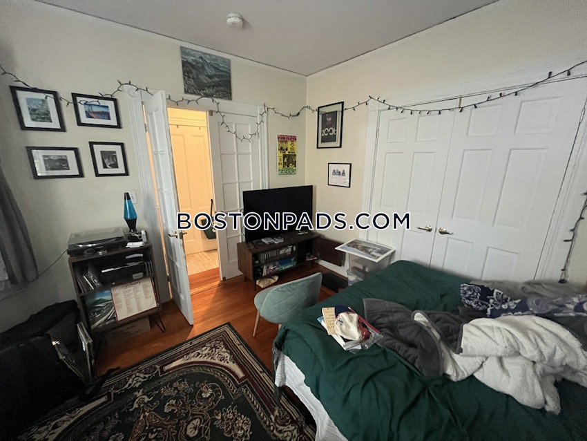 BOSTON - LOWER ALLSTON - 2 Beds, 1 Bath - Image 7