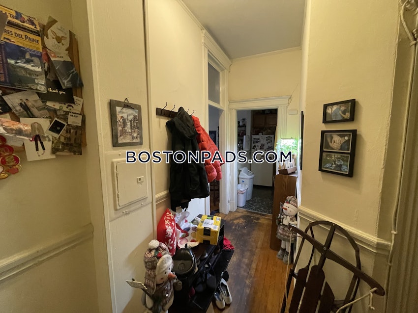 BOSTON - FENWAY/KENMORE - 1 Bed, 1 Bath - Image 11