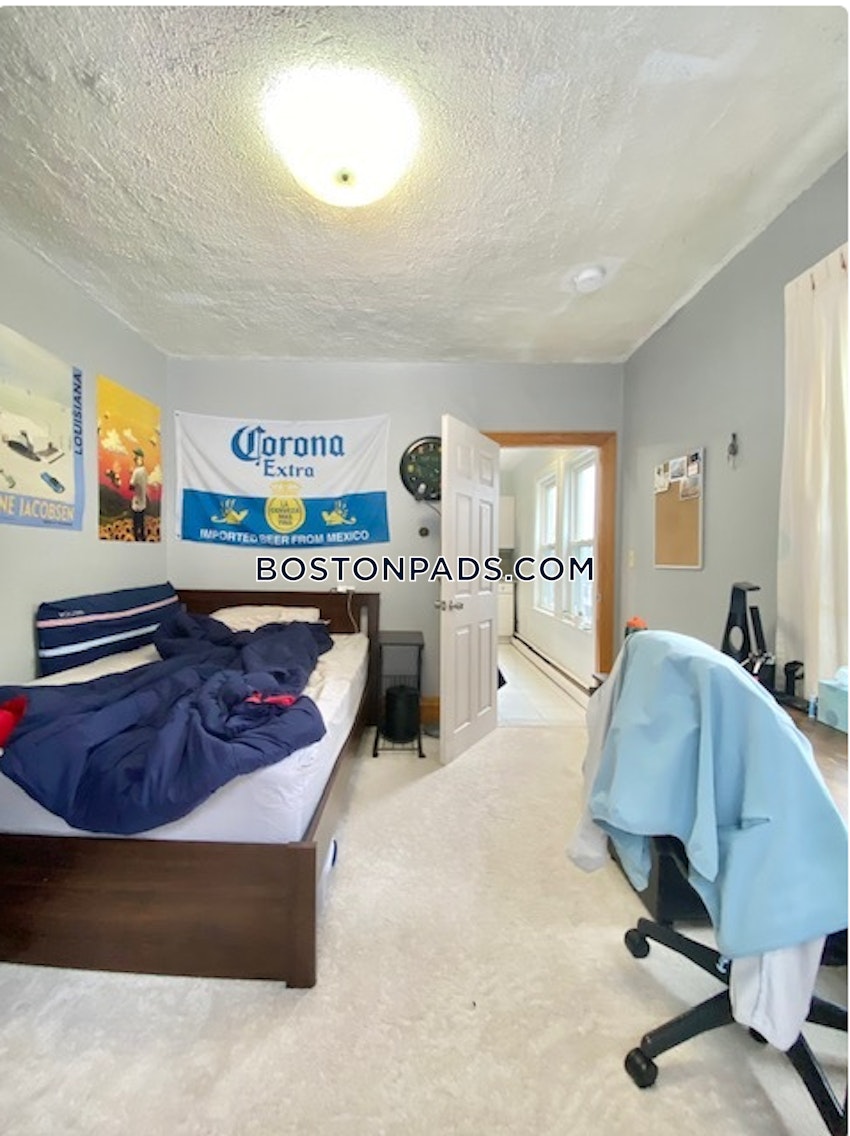 BOSTON - FORT HILL - 2 Beds, 1 Bath - Image 12