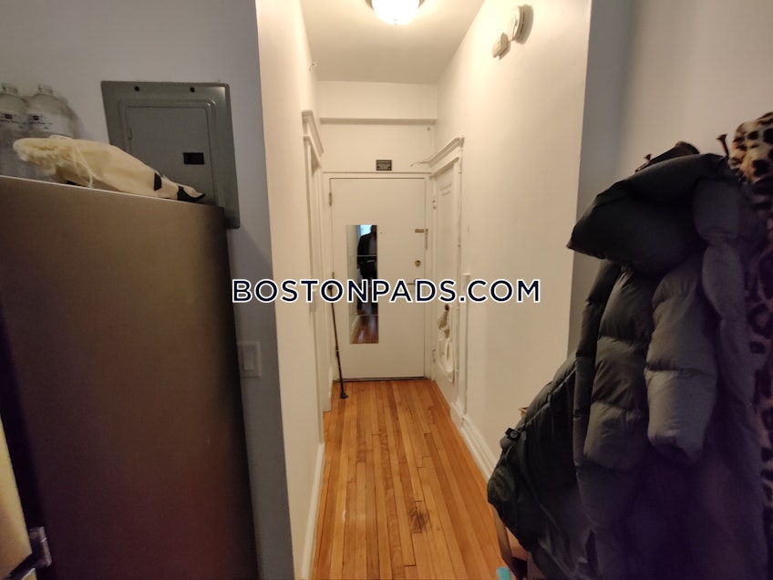 Boston - $2,400+ /month