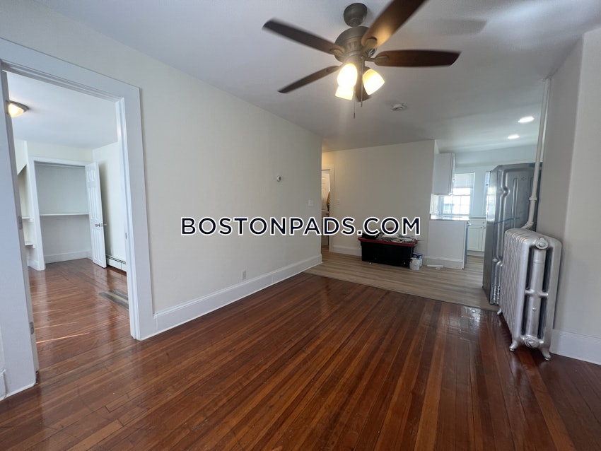 BOSTON - BRIGHTON - OAK SQUARE - 3 Beds, 1 Bath - Image 6