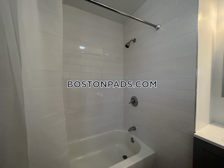 BOSTON - BRIGHTON - OAK SQUARE - 3 Beds, 1 Bath - Image 16