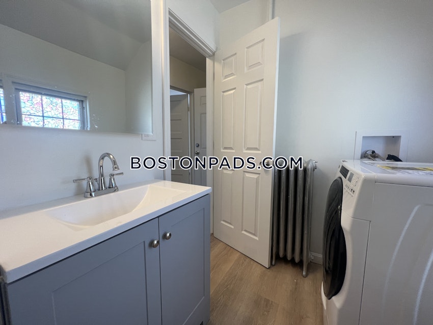 BOSTON - BRIGHTON - OAK SQUARE - 3 Beds, 1 Bath - Image 15