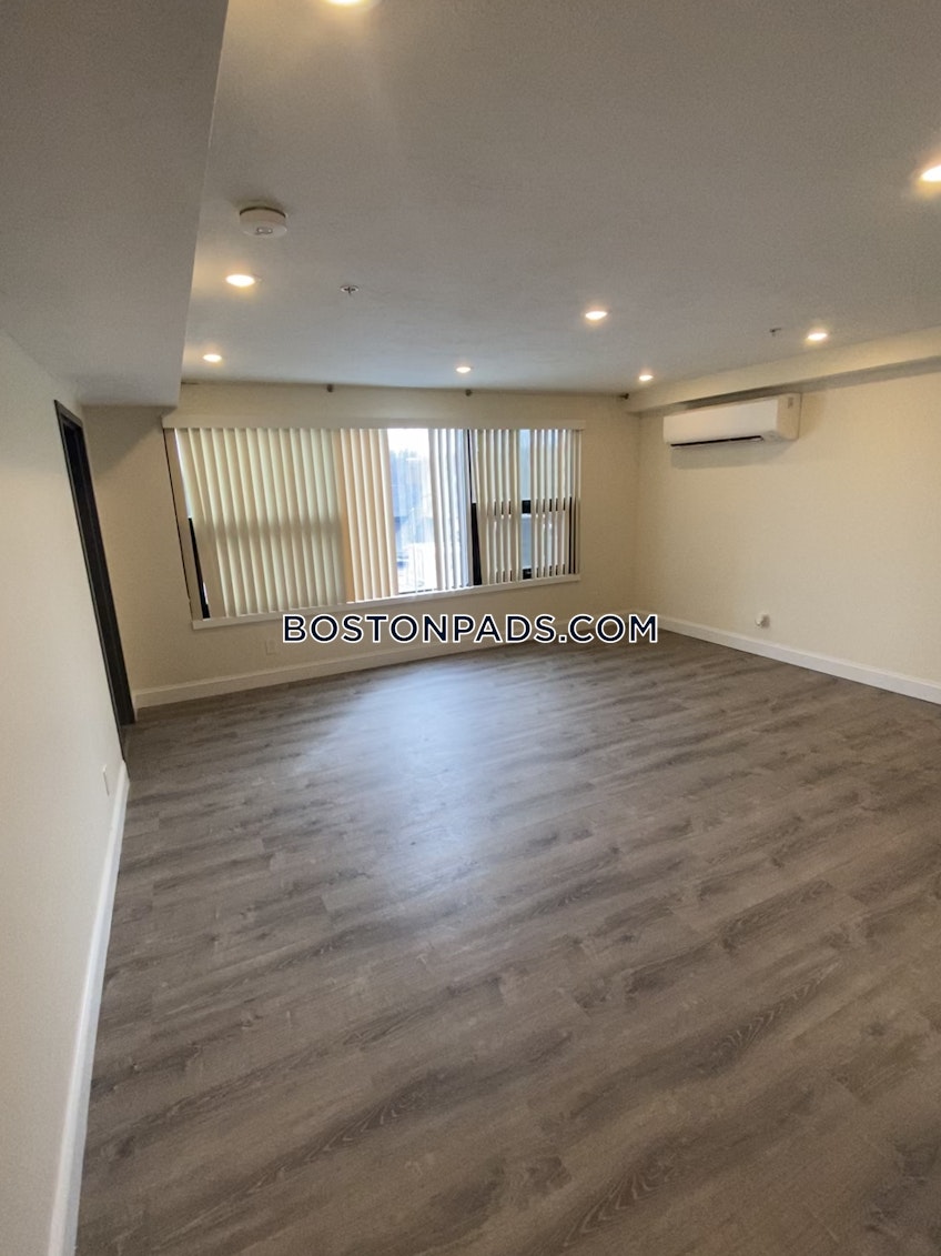 Boston - $3,100+ /month