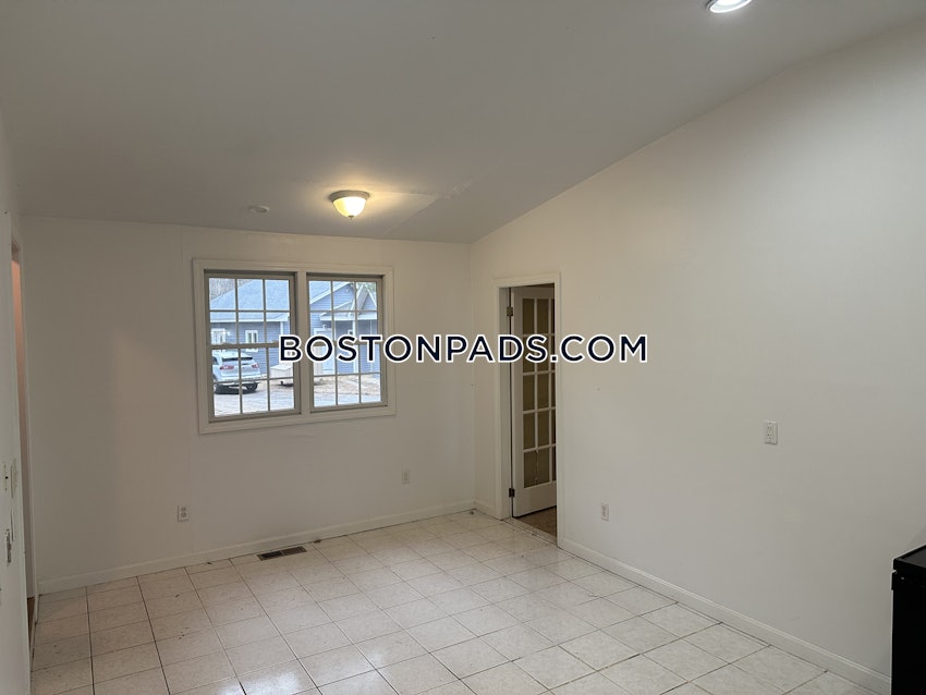 ANDOVER - 3 Beds, 2 Baths - Image 9