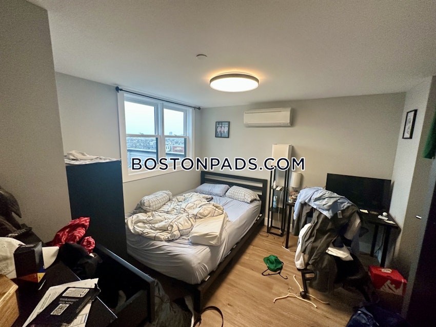BOSTON - SOUTH BOSTON - WEST SIDE - 4 Beds, 3 Baths - Image 25