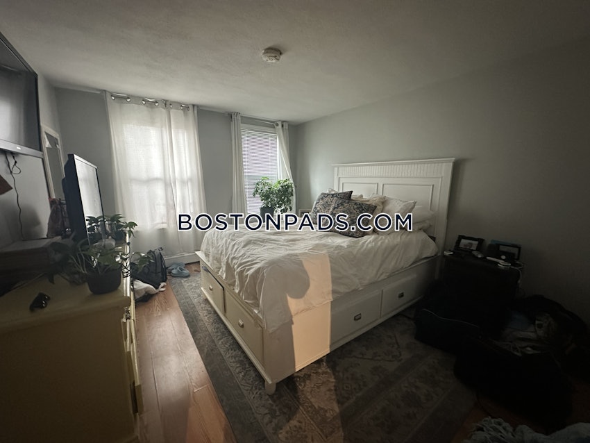BOSTON - EAST BOSTON - CENTRAL SQ PARK - 2 Beds, 1 Bath - Image 9
