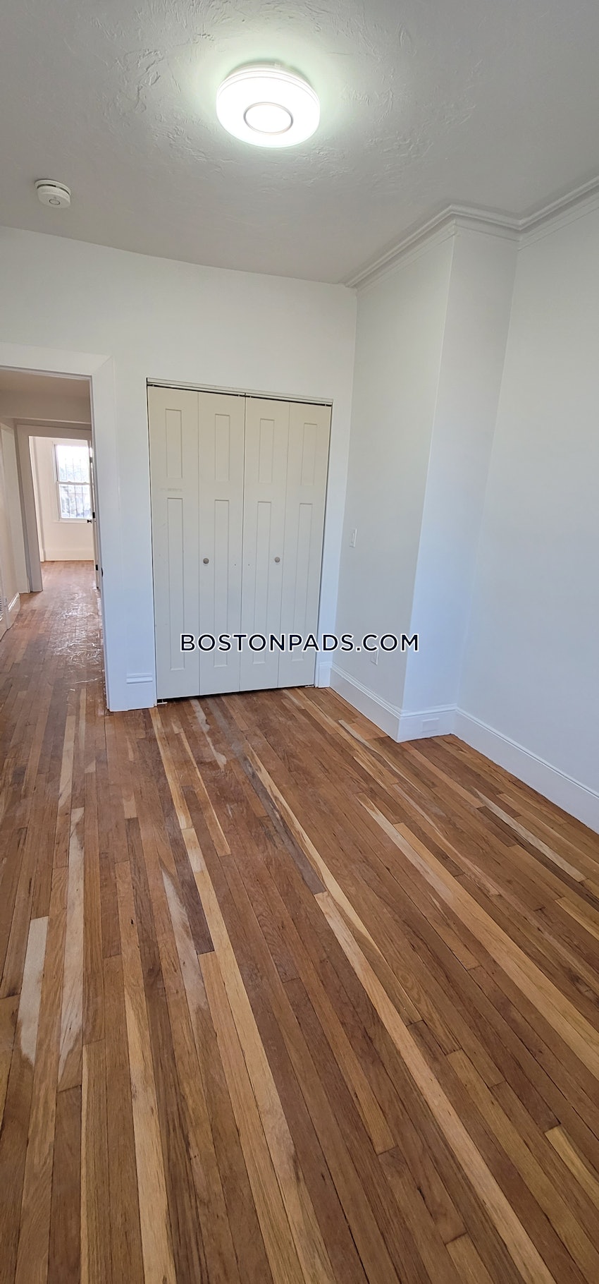 BOSTON - FORT HILL - 3 Beds, 3 Baths - Image 4