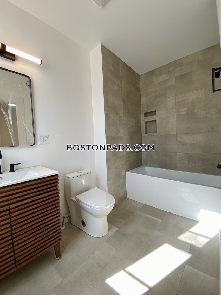 BOSTON - FORT HILL - 3 Beds, 3 Baths - Image 40