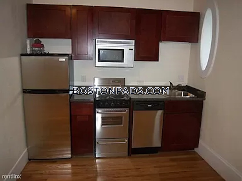 Boston - $2,200+ /month