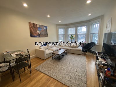 Brookline 4 Beds 3 Baths  Coolidge Corner - $7,500 No Fee