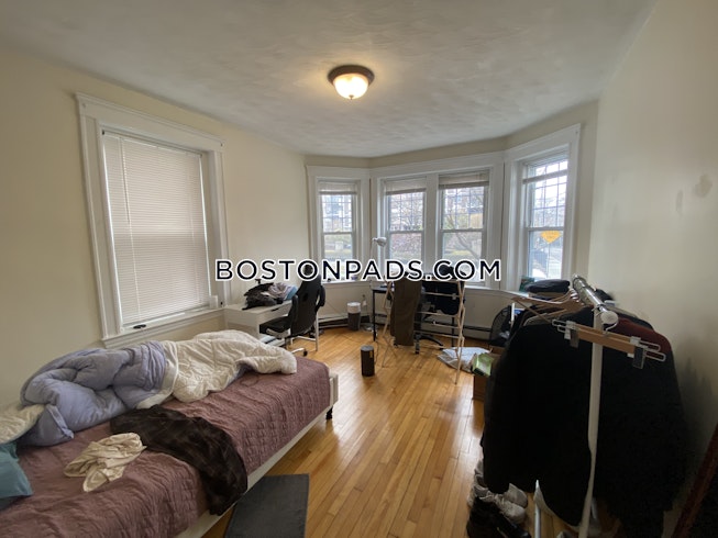 Brookline - $7,500+ /mo