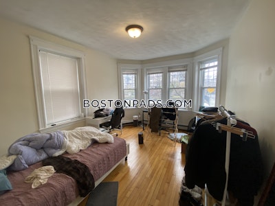 Brookline 4 Beds 3 Baths  Coolidge Corner - $7,500 No Fee