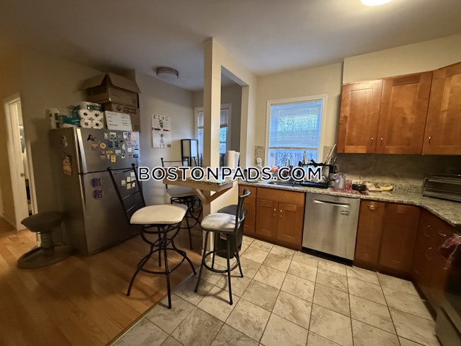 Boston - $4,800+ /mo