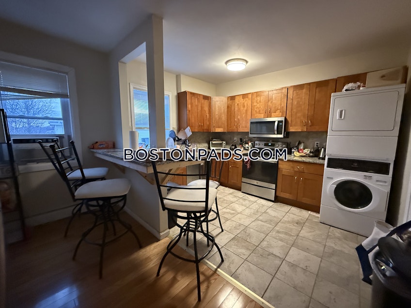 Boston - $4,800+ /month