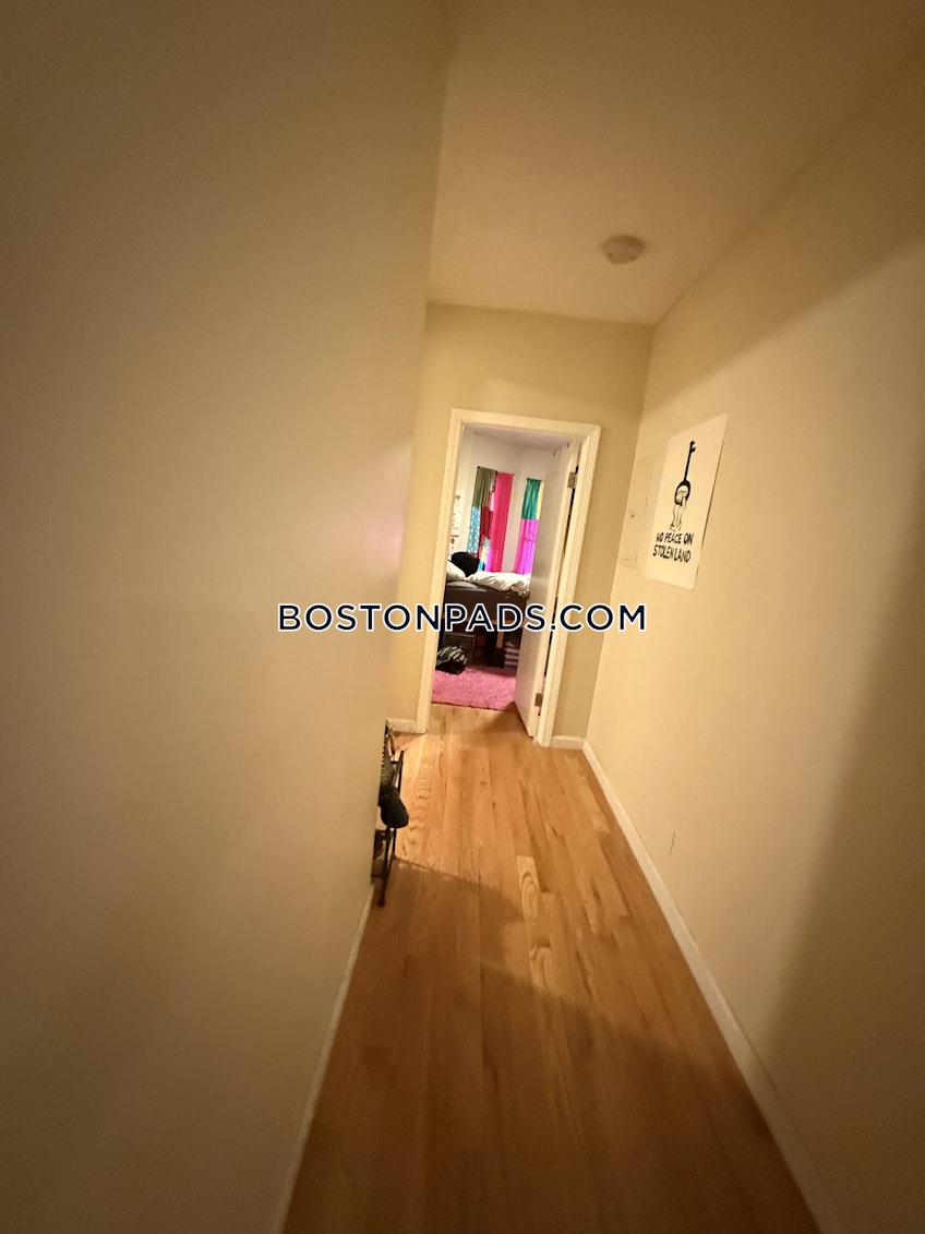 Boston - $4,800+ /month