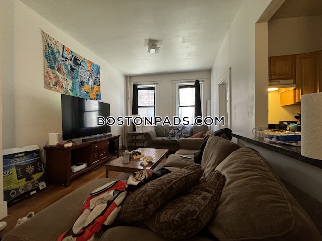 Boston - $3,200+ /mo