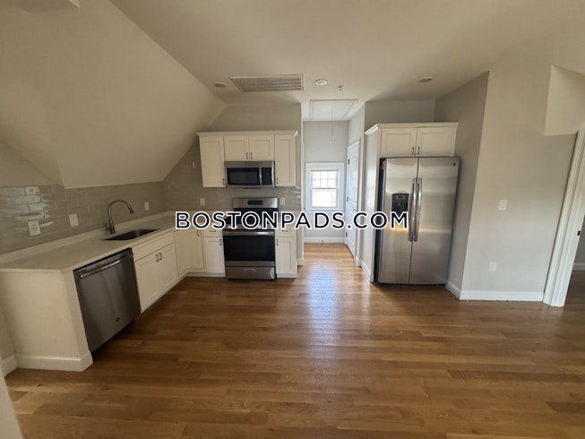 Boston - $4,100+ /mo