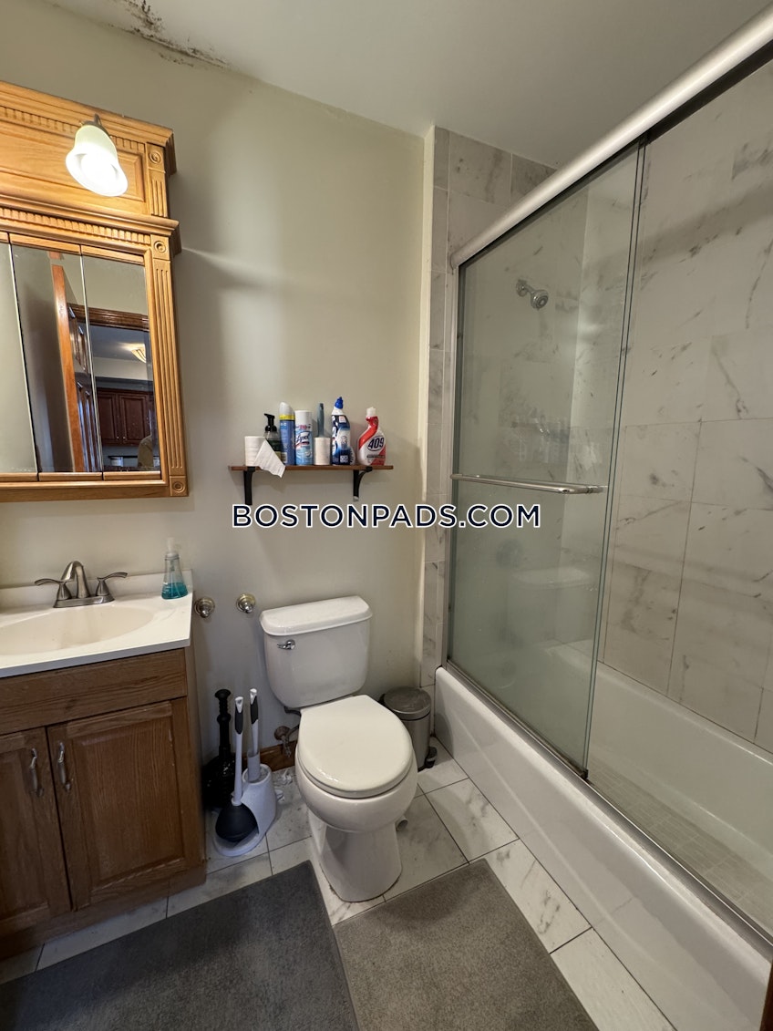 Boston - $5,400+ /month