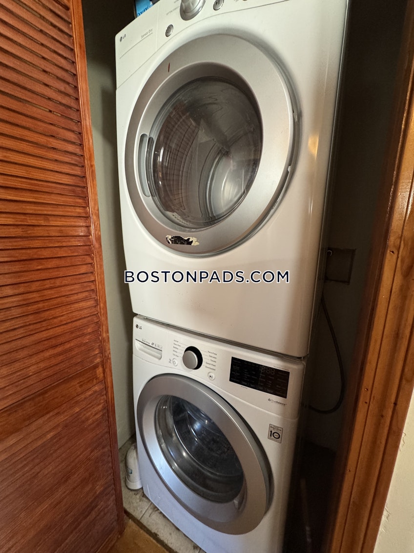 Boston - $5,400+ /month