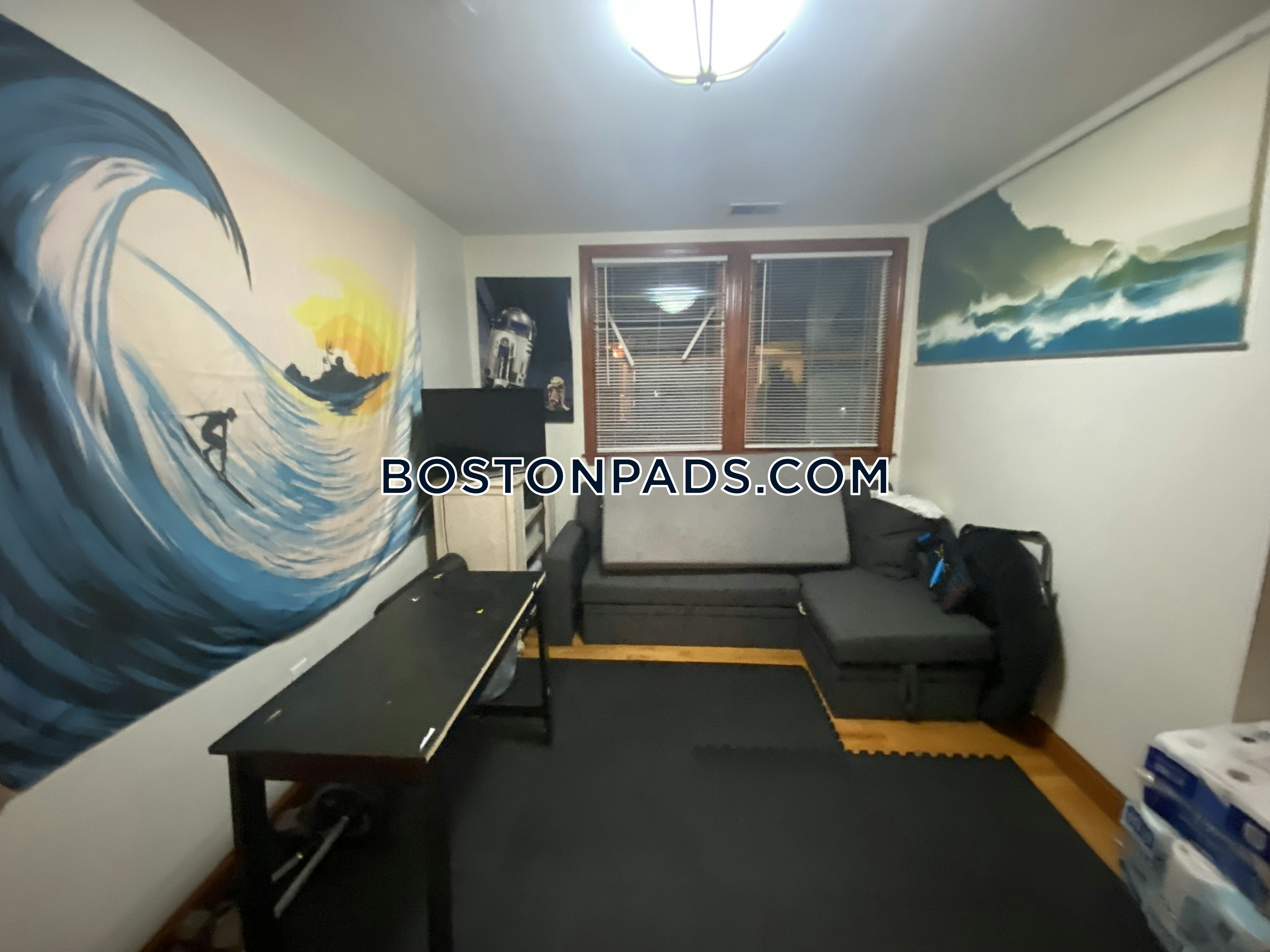 Boston - 4 Beds, 2 Baths