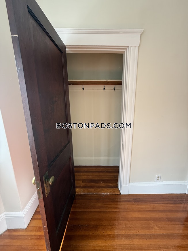 Somerville - $4,250+ /mo