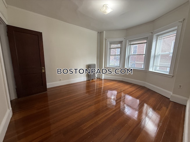 Somerville - $4,250+ /mo