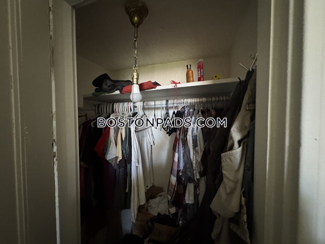 Malden - $2,800+ /mo