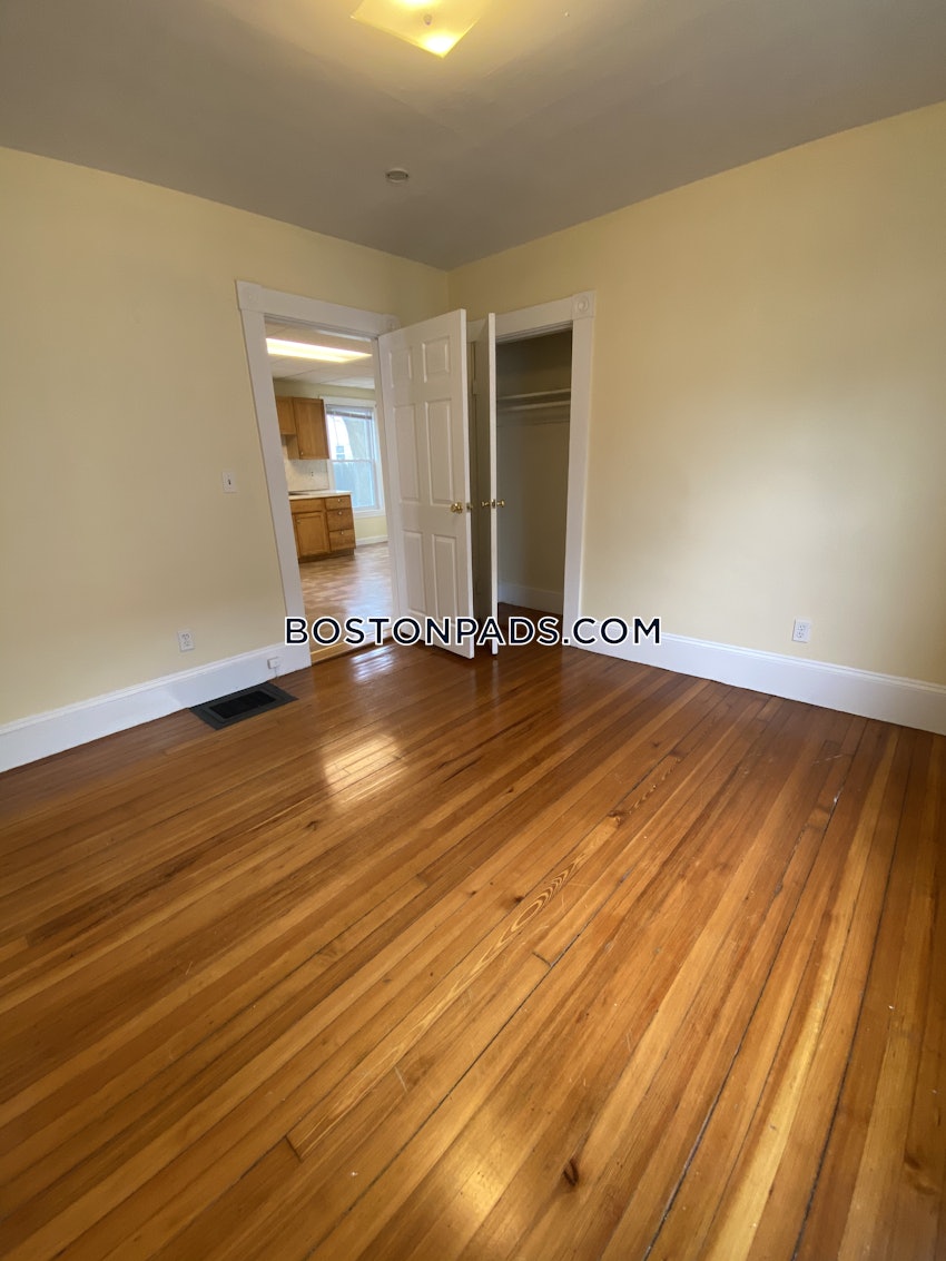 QUINCY - QUINCY POINT - 2 Beds, 1 Bath - Image 14