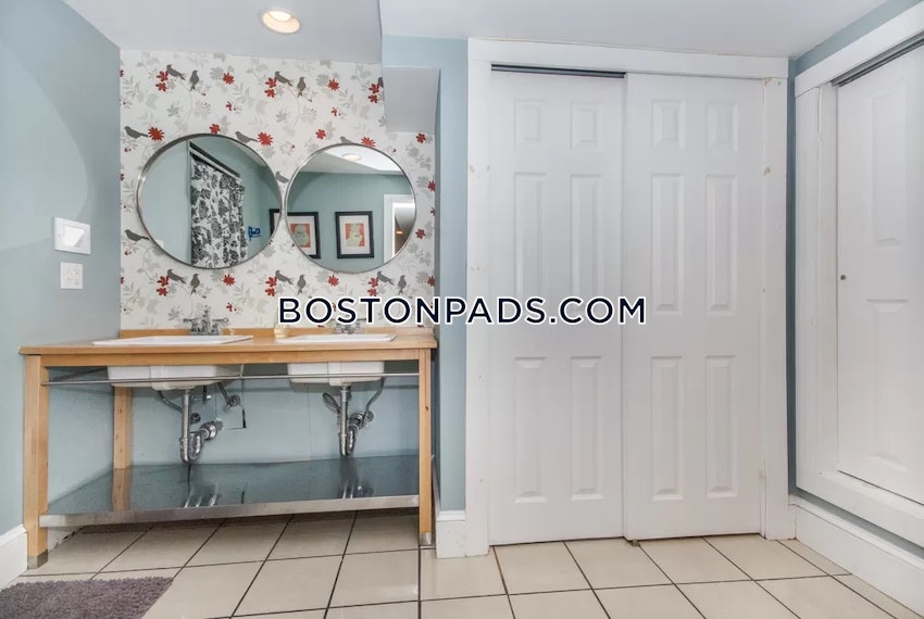 BOSTON - JAMAICA PLAIN - STONY BROOK - 4 Beds, 2 Baths - Image 11