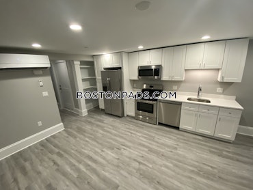 Boston - 4 Beds, 2 Baths